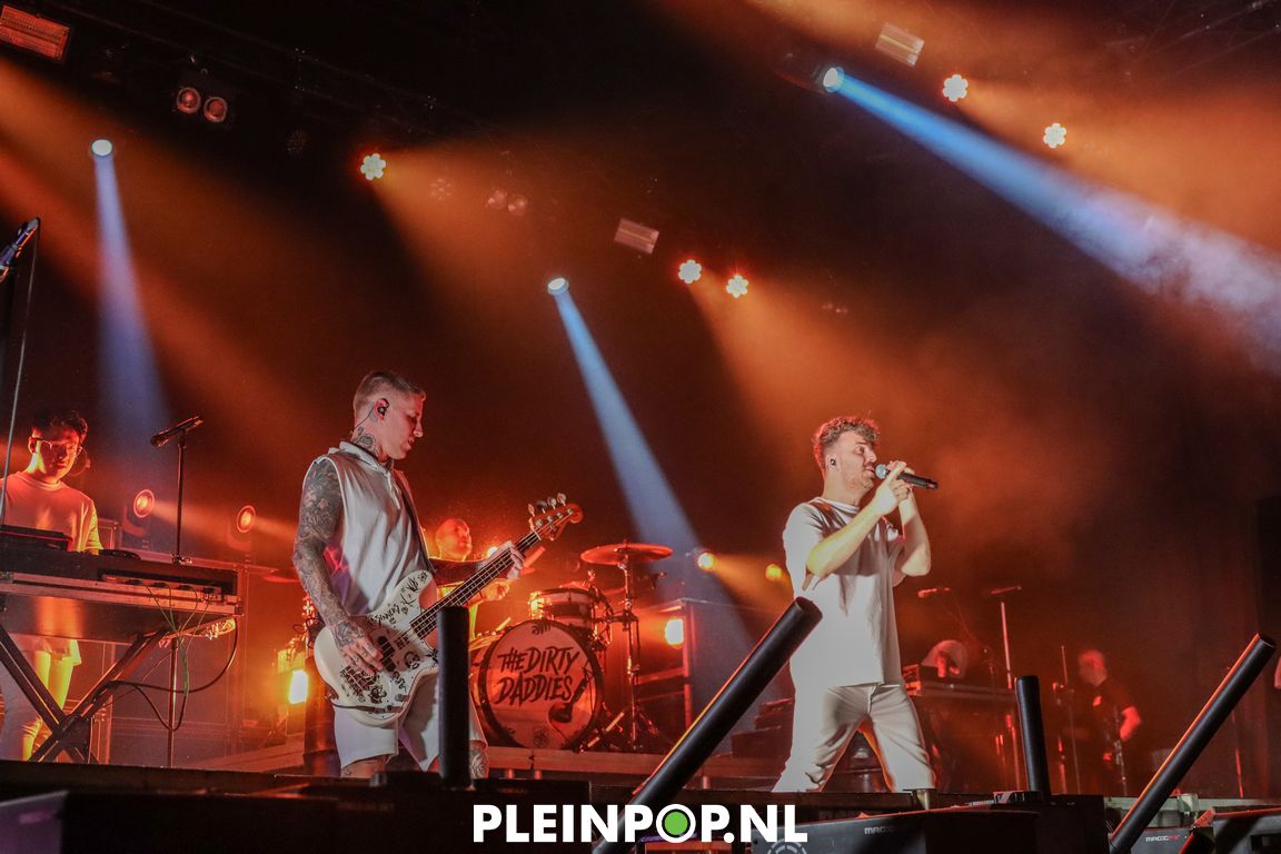 THE DIRTY DADDIES     (2)